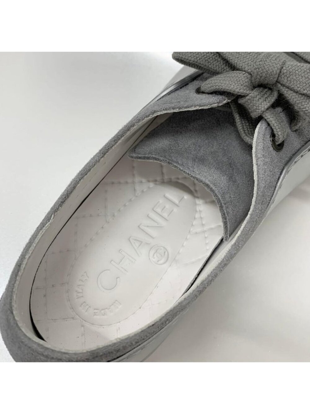 Chanel CC Logo Suede Leather Sneakers Gray Silver - Picture 7 of 10